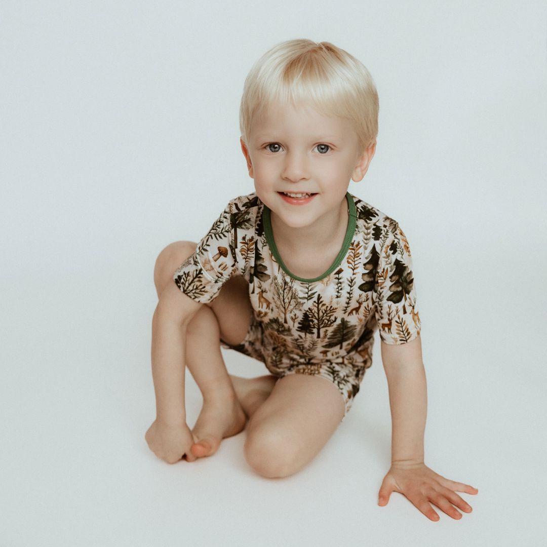 Short Two-Piece Signature Pine & Dandy Pajamas