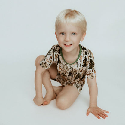 Short Two-Piece Signature Pine & Dandy Pajamas