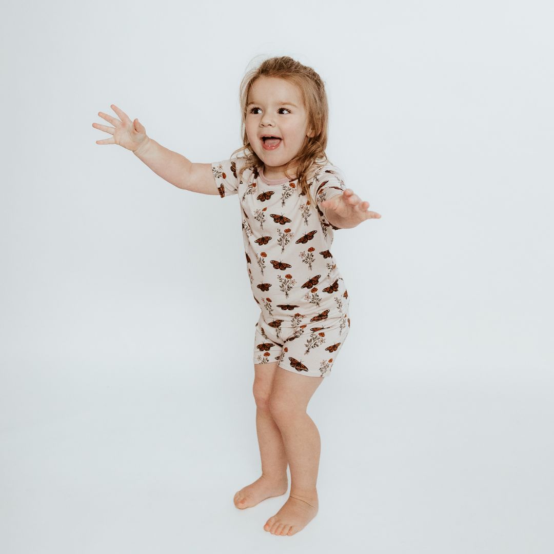 Short Two-Piece Signature Wildflower Wings Pajamas