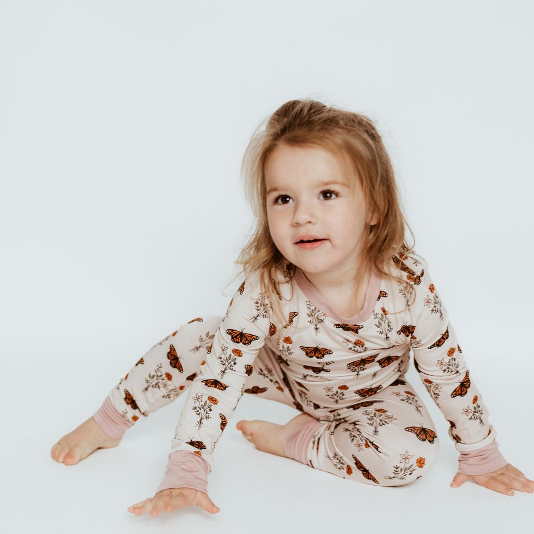 Long Two-Piece Signature Wildflower Wings Pajamas