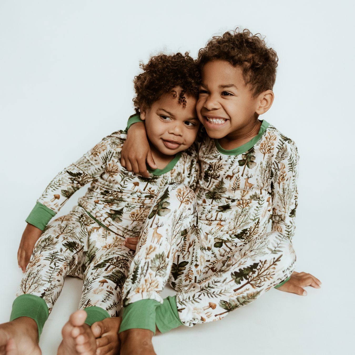 Long Two-Piece Signature Pine & Dandy Pajamas