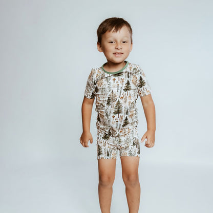 Short Two-Piece Signature Pine & Dandy Pajamas