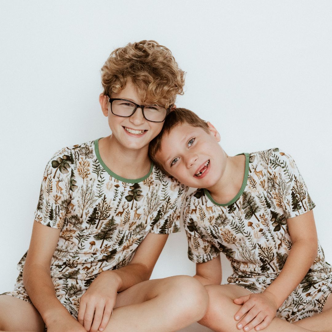 Short Two-Piece Signature Pine & Dandy Pajamas